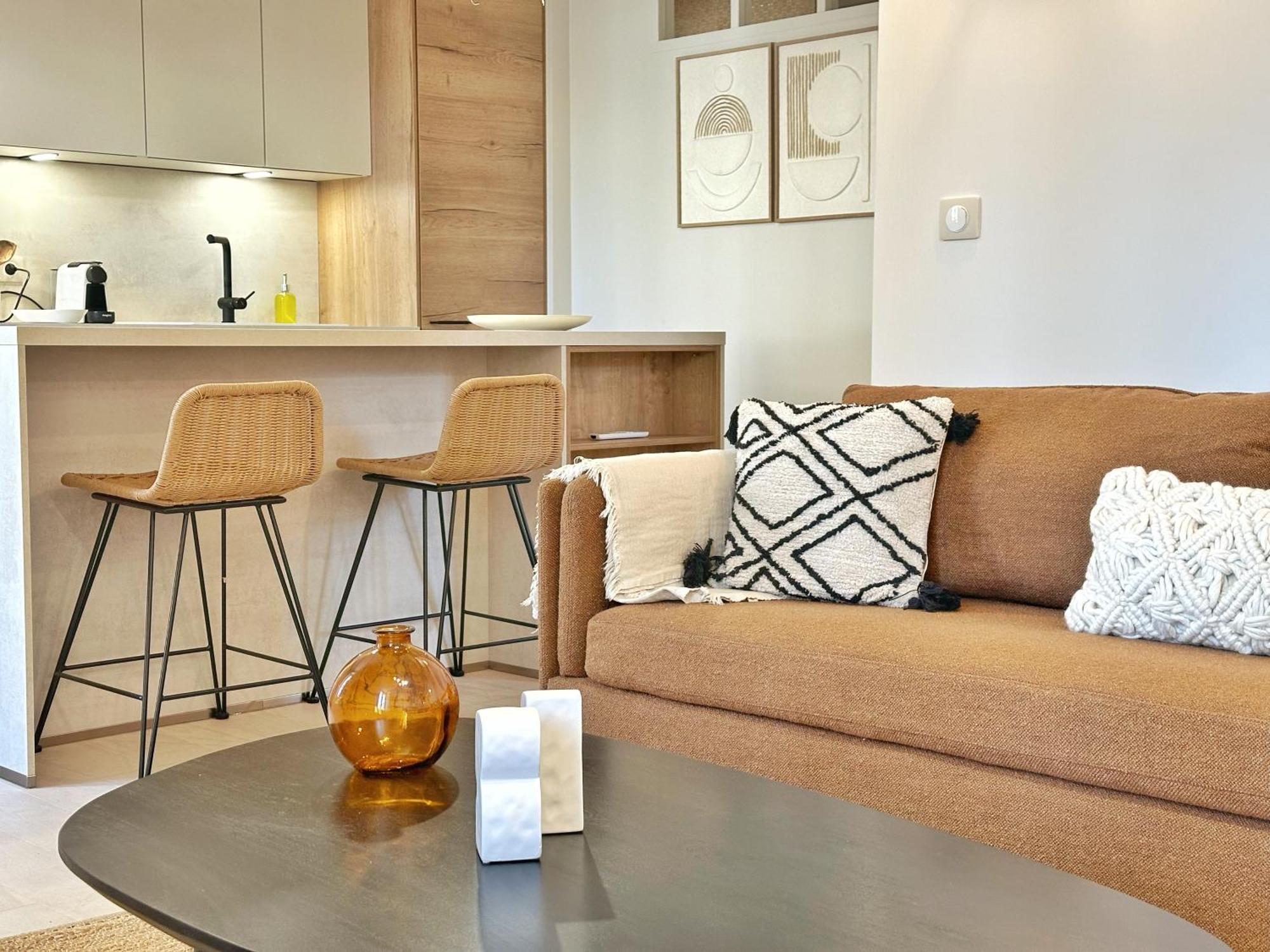 La Maison Cavet 5 Appartements De Standing Au Coeur Du Village ساناري سور مير المظهر الخارجي الصورة